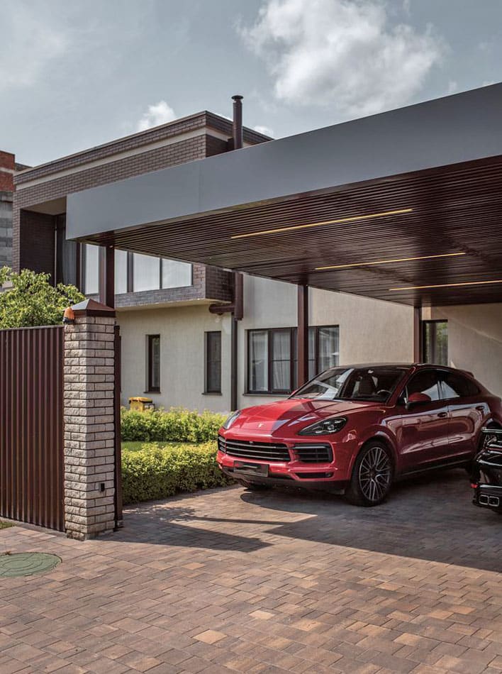 Металл, алюминиевые панели и реечный потолок с линейной подсветкой №18