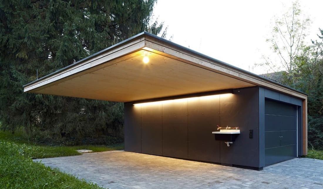 Современный дизайн с плоской консольной крышей и хозблоком №34