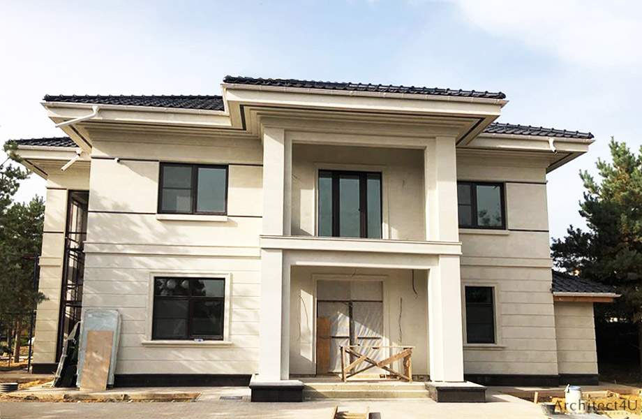 Фотография реализации проекта. Вид на главный фасад