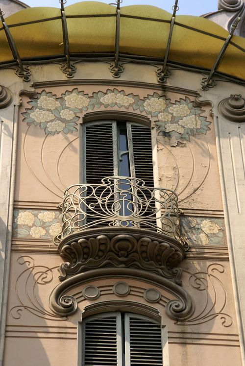 каждый архитектурный проект кованого ограждения в эпоху модерна претворяли десятки и сотни предварительных эскизов архитектора