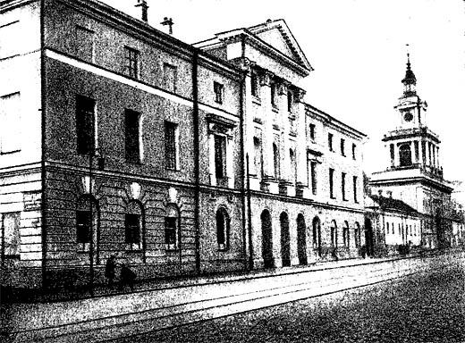 Дом В. Орлова и колокольня Никитского монастыря. Старая фотография.