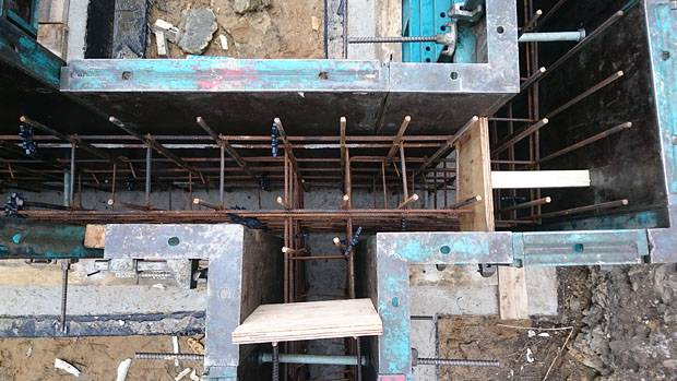 вяжут арматуру