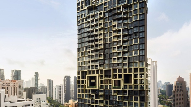 Башни с пикселизированными фасадами