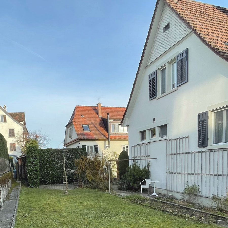 Дом до реконструкции. Фото фасада 5