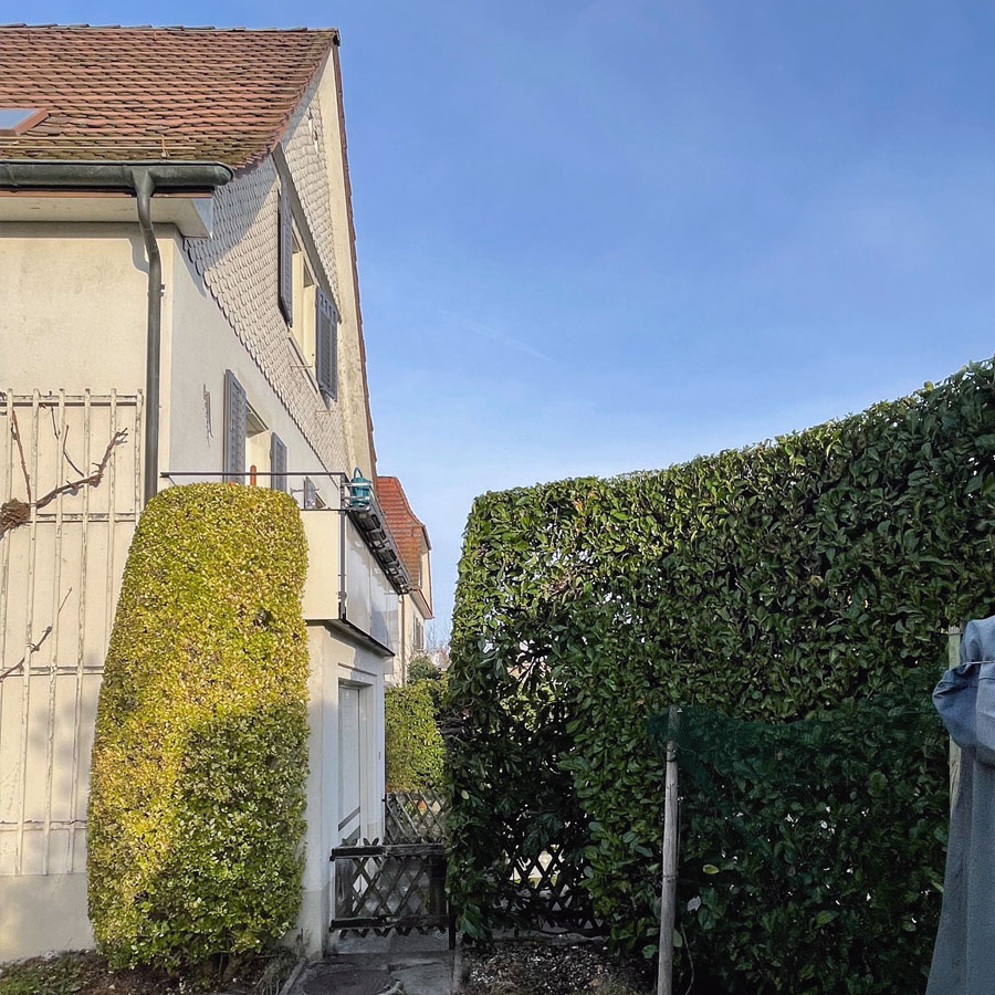 Дом до реконструкции. Фото фасада 6